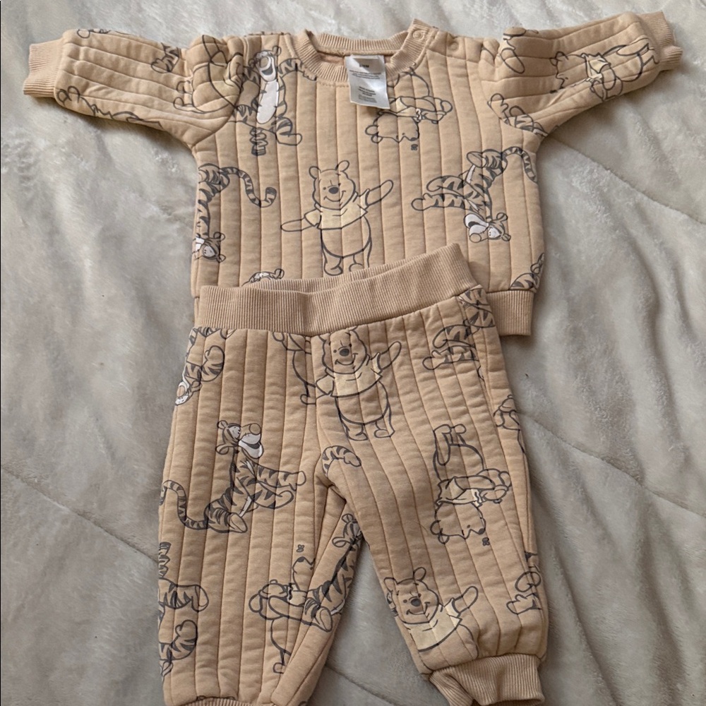 Disney Tan Winnie the Pooh Kids Matching Set